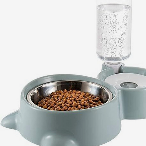 Pet food dispenser